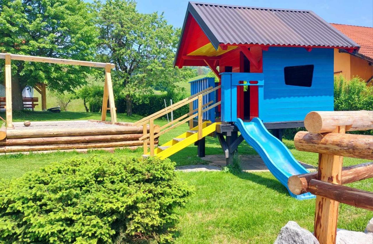 Apartment Land Family Fun Sport